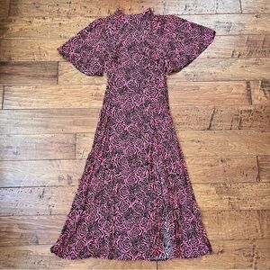 GESTUZ Women's Pink Rose-Print Midi Dress with Flutter Sleeves EU 36